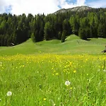 Bed & Breakfast Schlossar Haus Sappada