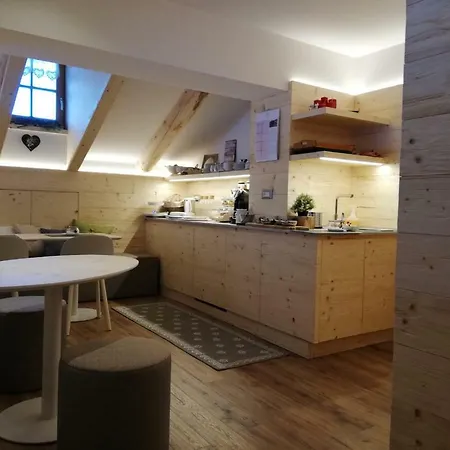 Schlossar Haus Bed & Breakfast Sappada