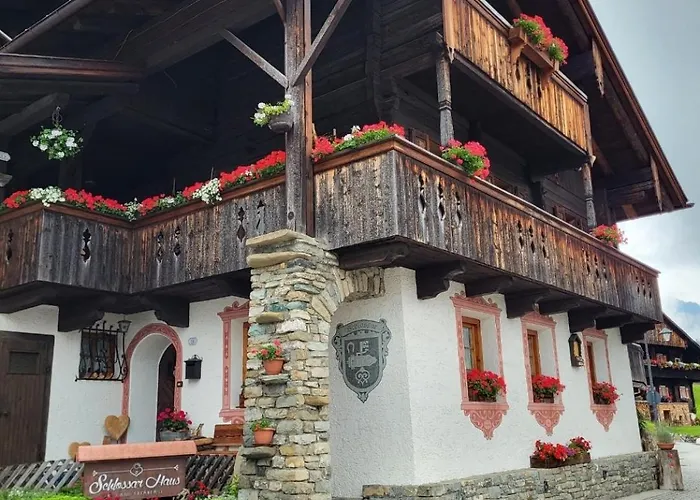 فندق مبيت وإفطار Schlossar Haus سابادا